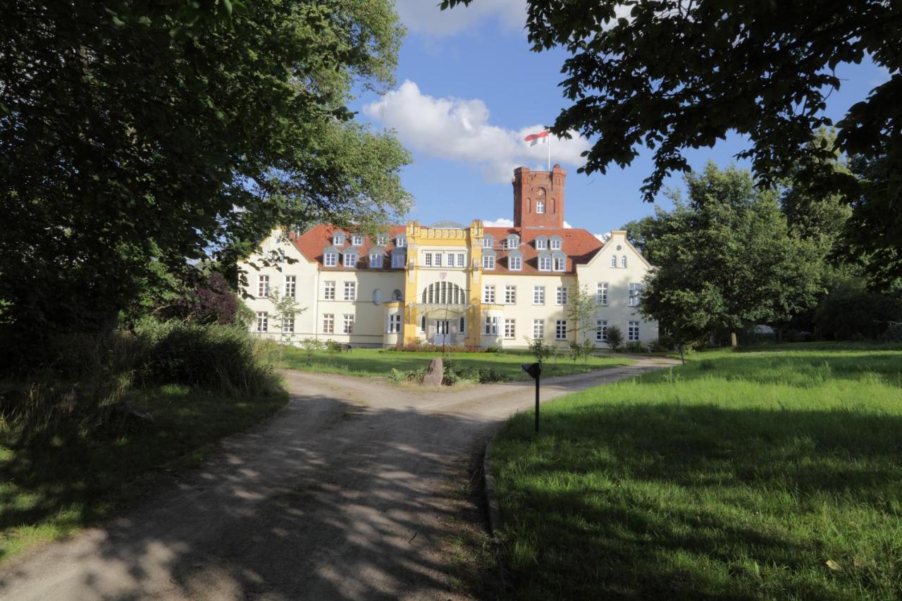 Schloss Lelkendorf, Fewo Gross Gievitz Екстериор снимка